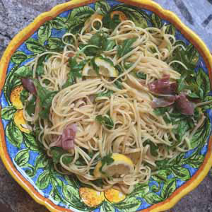 spaghetti with lemon, arugula, and prosciutto