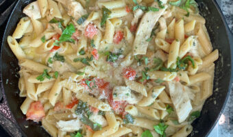 garlic chicken pesto pasta